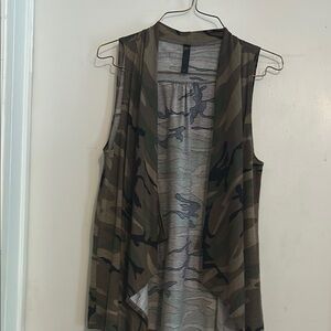 Camouflage Sleeveless Open Front Vest